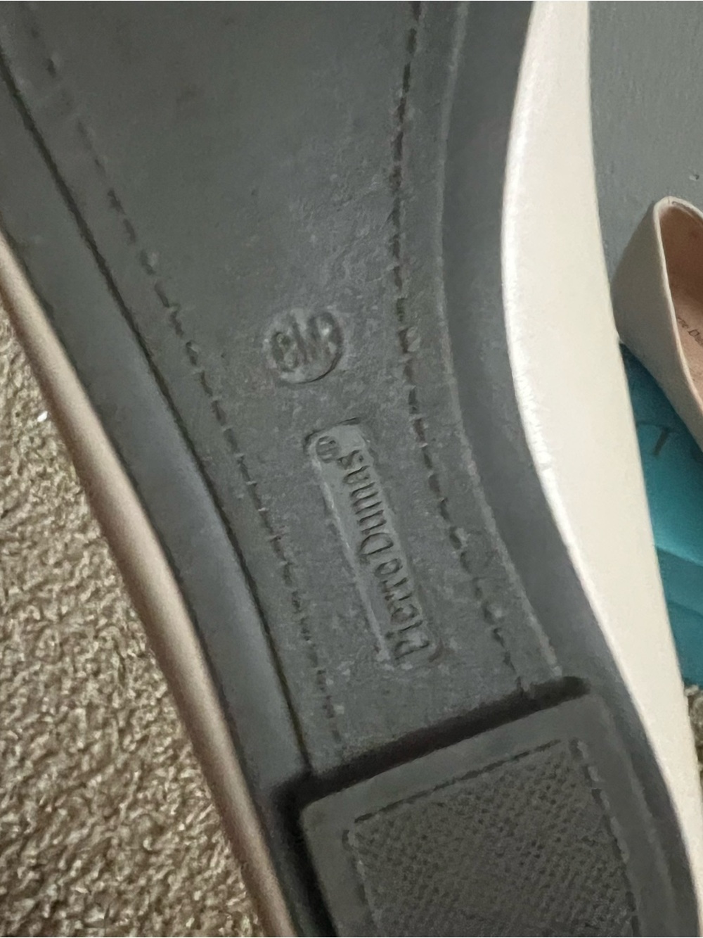 2 PAIRS FLATS SHOES LIKE NEW. CREAM BEIGE COLOR SIZE 8 - Picture 10 of 13